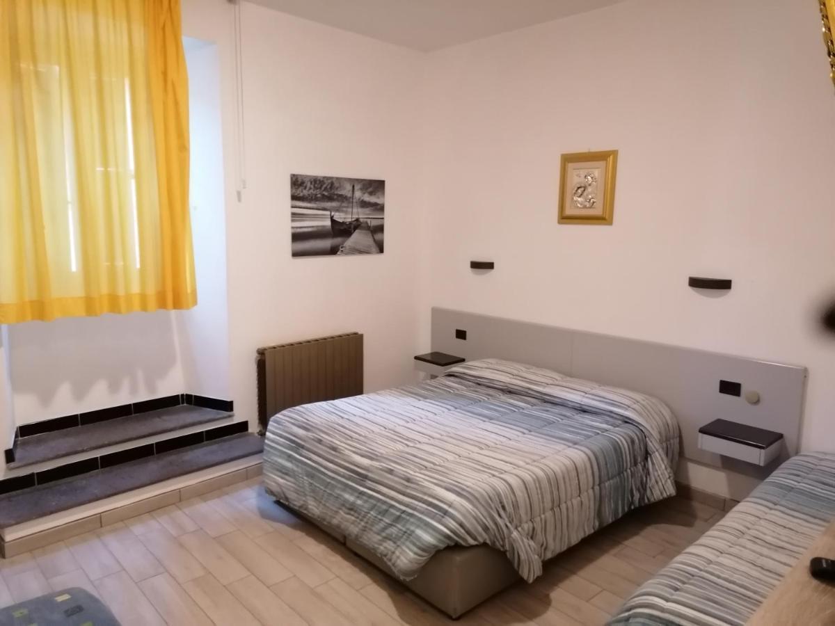 קאסקיה Hotel Centrale מראה חיצוני תמונה