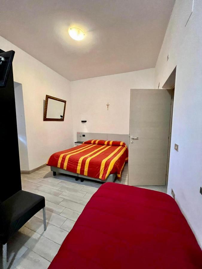 קאסקיה Hotel Centrale מראה חיצוני תמונה